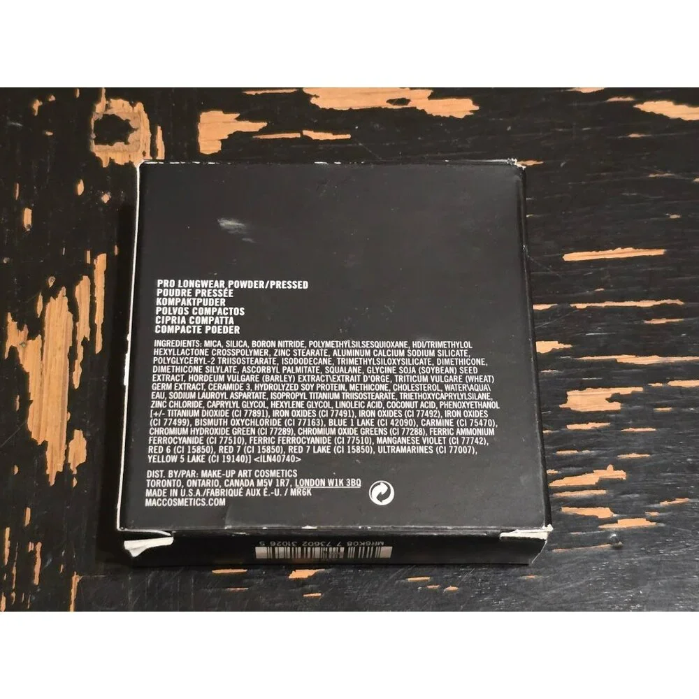 MAC Pro Longwear Pressed Powder Dark Plus Makeup Long-Lasting
